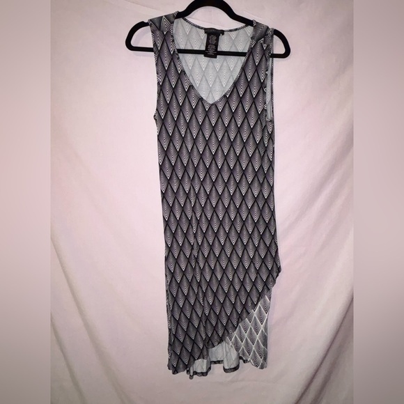 Design History Black and White Asymmetrical Dress - Picture 1 of 10